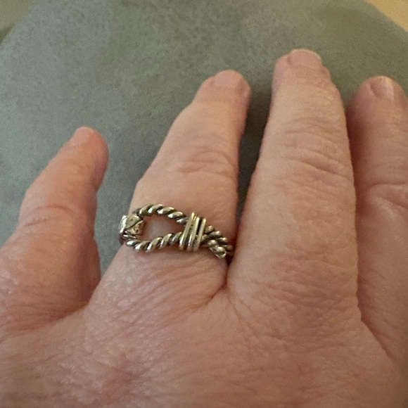 GUC twisted silver tone ring. Size 7 - Picture 3 of 9